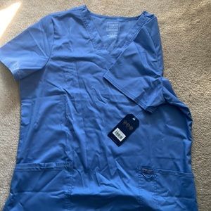 Cherokee scrub top new with tag XL